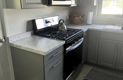 Tennerton House | Welcome to The Tennerton House-Charming 2-bedroom with AC and WiFi in Buckhannon