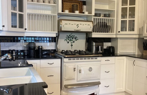 Marmora Cottage | Welcome to The Waters Edge on Crowe Lake