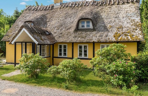 Nykobing Falster House | Welcome to this charming half-timbered house on the beautiful island of Falster.