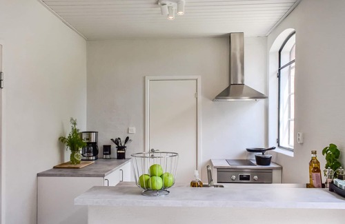 Hammenhog House | Welcome to this cosy holiday apartment on a farm in Vallby in the heart of Österlen.