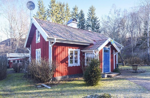 Falkoping House | Welcome to this cozy little cottage for a wonderful vacation.