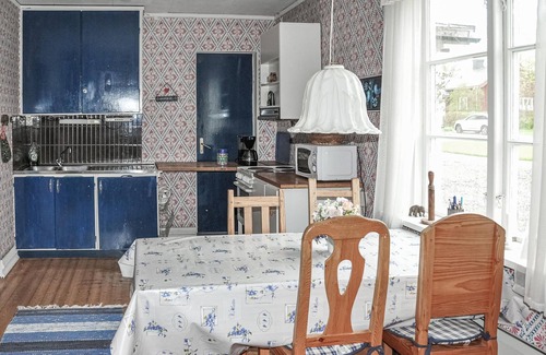 Saxan Apartment | Welcome to this inviting vacation apartment on the lake!