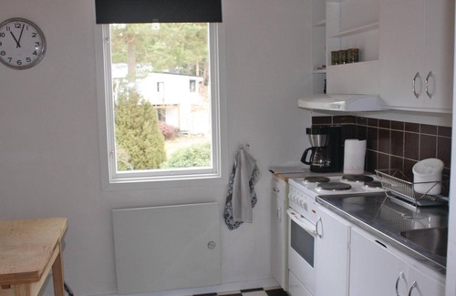Stromstad House | Welcome to this lovely cottage 6 km from Strömstad, and only 150 m from the sea.