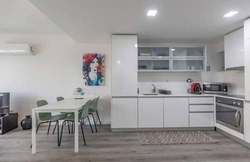 Aldeia do Meco Apartment | Welcome to this modern and cozy apartment! Enjoy the incredible view of the.