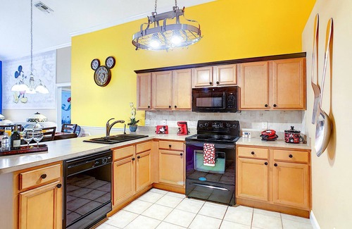Solana House | Welcome to this Themed Home in Resort near Disney!