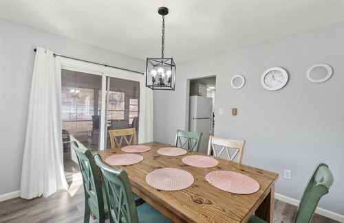 Pennsville House | Welcome to Your Perfect Getaway! Close to Wilmington, Newark, and Philadelphia!