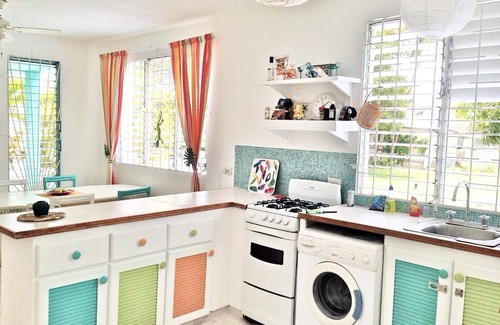 Graeme Hall Apartment | Welcome to Villa Sunlight