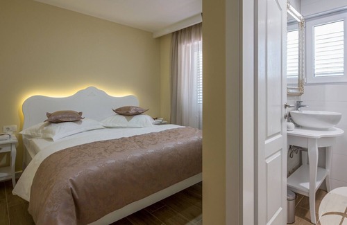 Vrgorac Villa | Welcome to Villa VRNAUTI-A1 (Vrgorac)