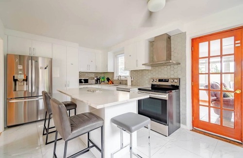 Sainte-Dorothee Apartment | Welcome to your serene home with a pool & piano!