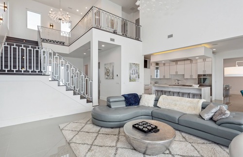 Villa Primera House | Welcome to your luxury retreat on Pensacola Beach, where opulence meets Paradise