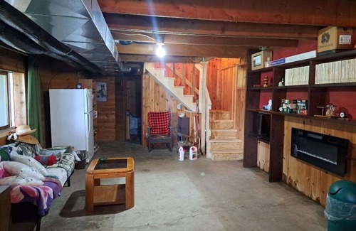 Colton House | Welcoming 3-bedroom house with WiFi in charming Colton