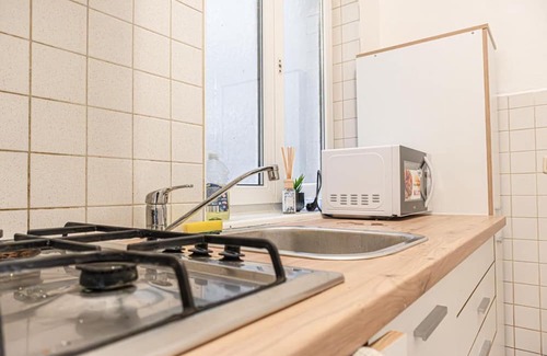 Rudolfsheim-Funfhaus Apartment | Welcoming 3BR Budget Apt. Well Connected