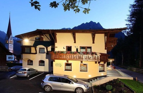 Unterlaengenfeld Apartment | Welcoming apartment in Längenfeld with sauna
