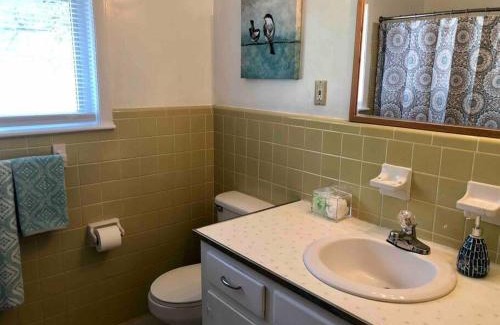 Cary House | *Welcoming Cary Townhome*King Bed*Long Term Stays*