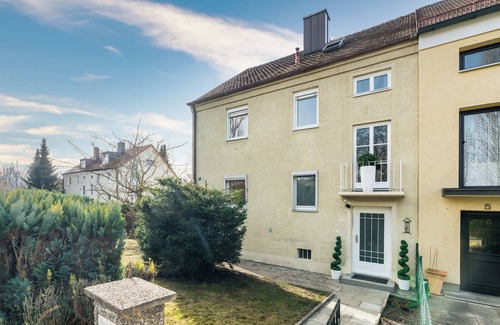 Dachau District Apartment | Welcoming city apartment in charming Dachau