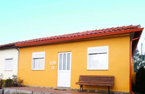 Barcelos House | Welcoming House in Medros with Terrace