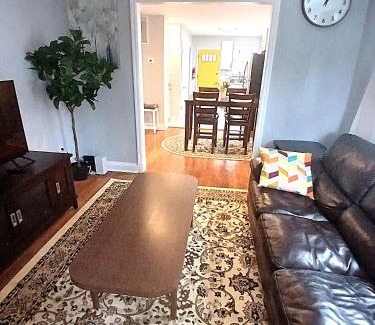 Northeast Bed & Breakfast | Welcoming Private Room in Washington DC