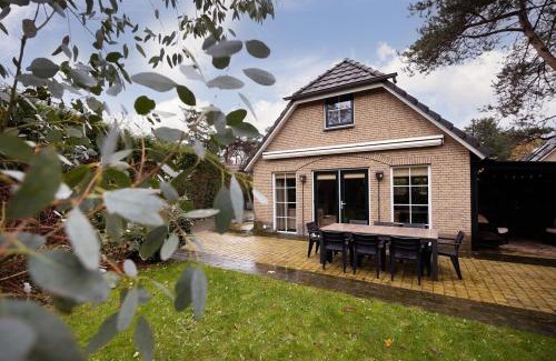 Lunteren House | Welkom in ons huisje in het bos met prive sauna