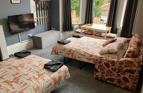 New Brighton Apartment | Well-appointed apartment in New Brighton