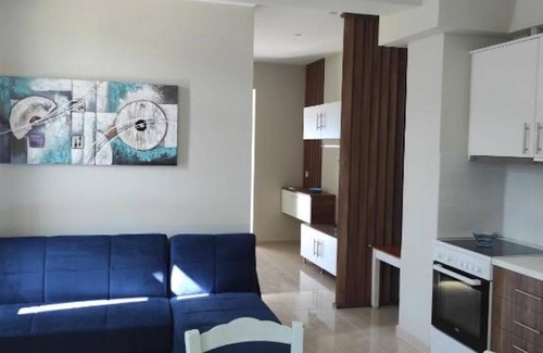Vlachiana Apartment | Well-equipped apartments just 30 m from the beach