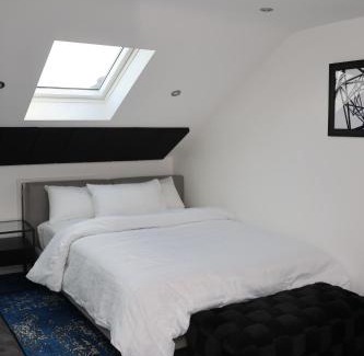 Havering Apartment | Well furnished 4 bedroom house in Rainham