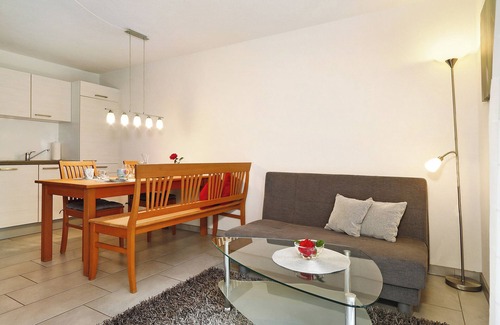 Markdorf Apartment | Well-furnished Apartment “Ferienwohnung Sauermann” close to Lake Constance