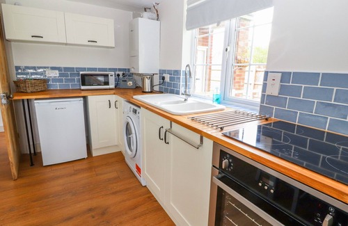 Chester Cottage | WELL HOUSE FARM FLAT 1, pet friendly, with a garden in Bretton
