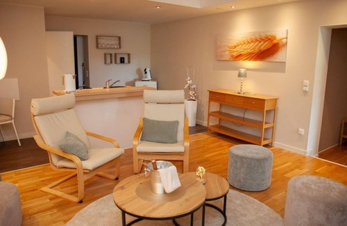 Gusterath Bed & Breakfast | Wellness apartment 14 - Living room Gusterath guests & boarding house
