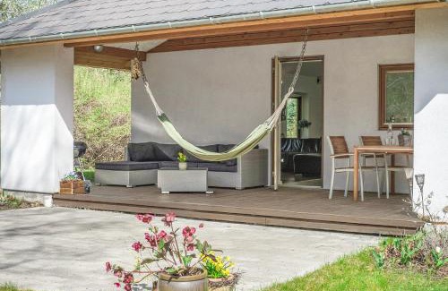 Nibe House | Wellness Oase med Sauna, Fodbad og Højhastighed Internet i Naturens Fred og Ro