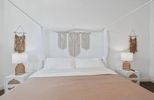 Waxahachie House | Wellness Olympus 5BR W Pool + Huge View, Bbq