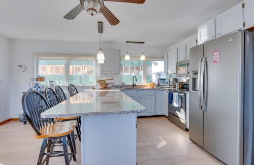 Wells Beach House | Wells Beach House with Ocean-View Deck