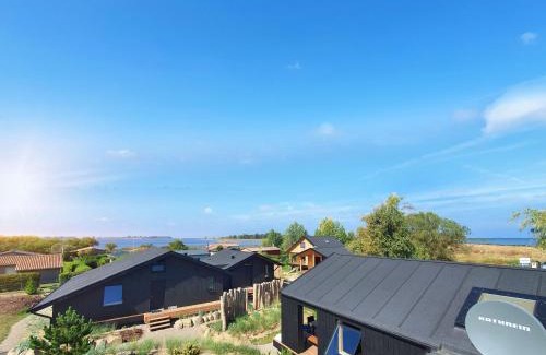 Boiensdorf House | Werder Chalet - GROßES SONNENDECK - Strand 150m I Sauna I eKamin I bis 8 Pers I Meerblick I by "Meyers am Meer"