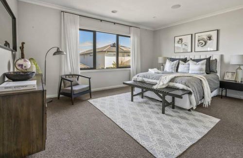 Werribee Villa | Werribee Gem Luxe Home Family Getaway 6Bed Netflix