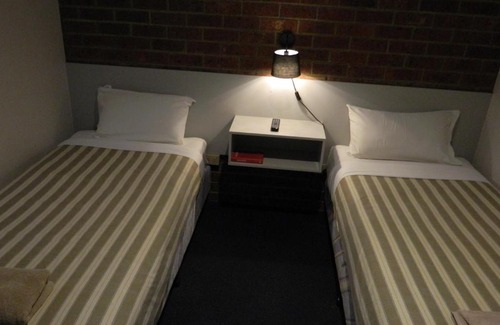 Werribee Hotel | Werribee Motel and Apartments