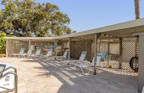 Holmes Beach Apartment | West Bay Point 12