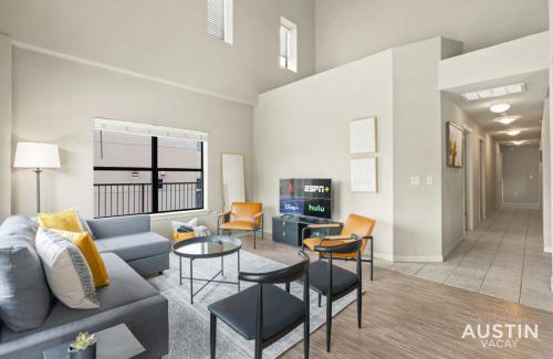 West Campus Apartment | West Campus 8BR 5BA Dual Retreat Near Zilker, SXSW and Downtown by Austin Vacay
