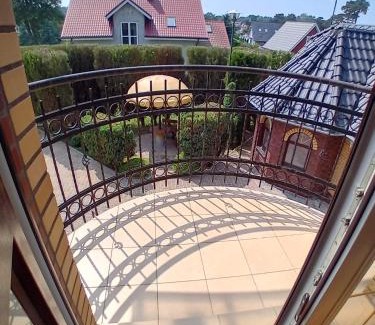 Pustkowo Apartment | West Cliff Apartament