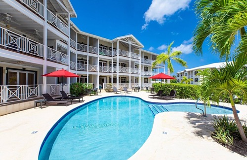 Belleville Condo | West Coast, 3 Bedroom, Poolside Condo- Walking Distance to the Beach!
