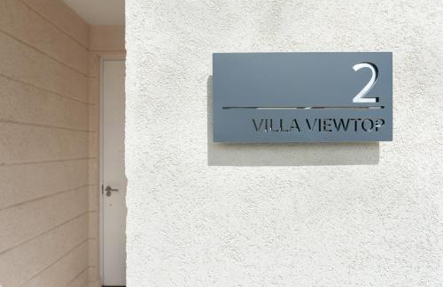 Mount Standfast Villa | West Coast Luxury Seaview Villa w/Fairmont Beach Membership and Mega Pool
