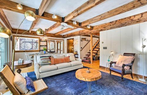 West Cornwall House | West Cornwall Cabin about 4 Mi to Covered Bridge!