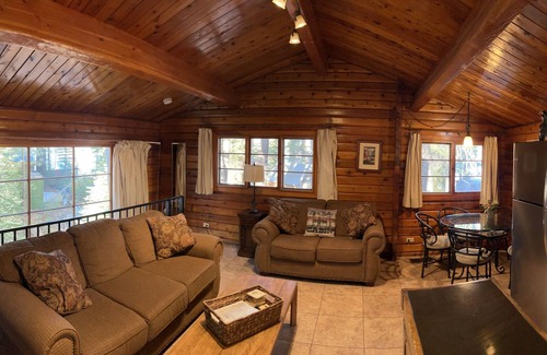 Donner Lake Woods Cabin | West End Donner Lake, Lake Side, Dog Friendly, Lake View.