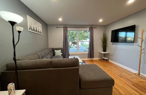 Peterborough House | West End Home Peterborough