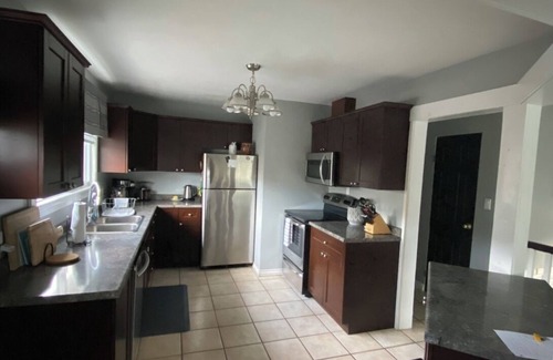 Algoma District House | West End Lodging n