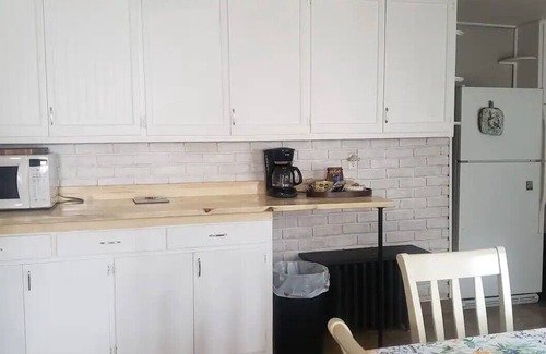 Ishpeming Apartment | West End Stay & Play: Back Unit