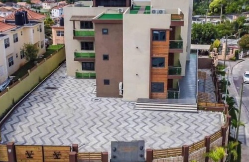 West Gate Hills Apartment | West Gates Get Away