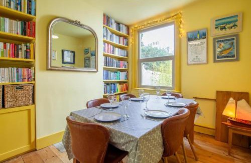 Brighton City Centre House | West Hill Cottage
