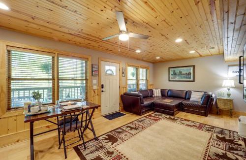 West Jefferson Apartment | West Jefferson Vacation Rental Near River