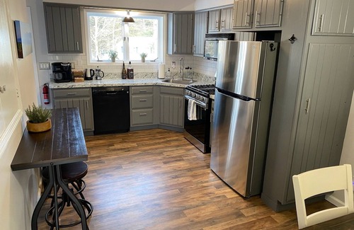West Glens Falls House | West Mt View- 15 min. to Lake George!