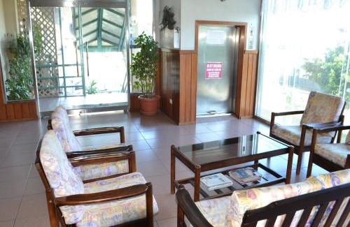 Koror Hotel | West Plaza Downtown