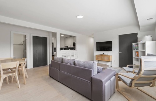 Taylor Run Condo | West Taylor Run Hotel